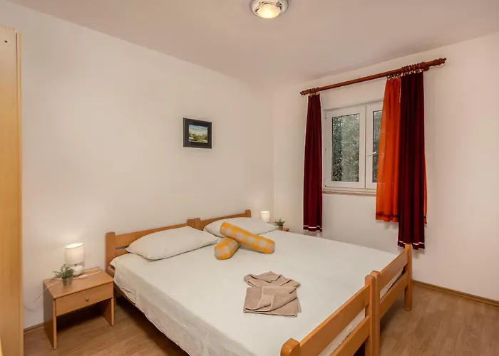 Apartament Awesome In With Kitchen Baška