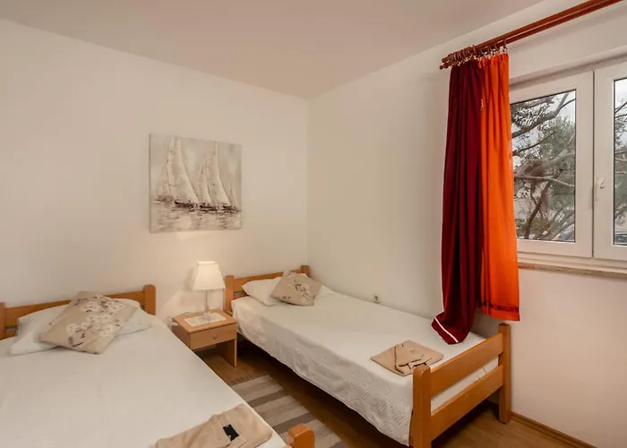 Apartament Awesome In With Kitchen Baška