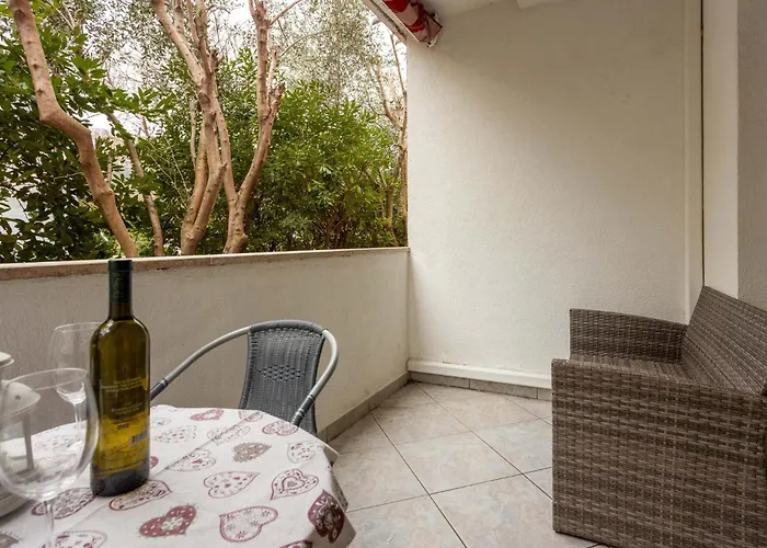 Awesome In With Kitchen * Башка