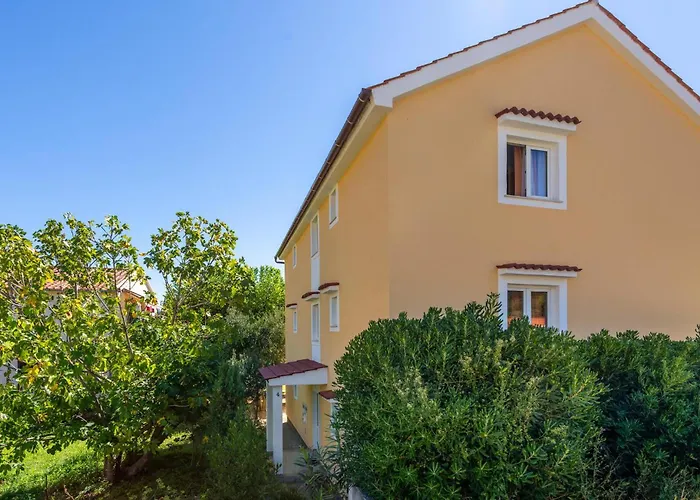 Awesome In With Kitchen * Baška