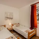 Διαμέρισμα 2 Bedroom Lovely In Baška